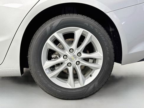 Used 2018 Chevrolet Malibu LT w/ Driver Confidence Package FWD image 30