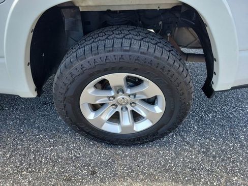 Used 2020 RAM 1500 Laramie image 6