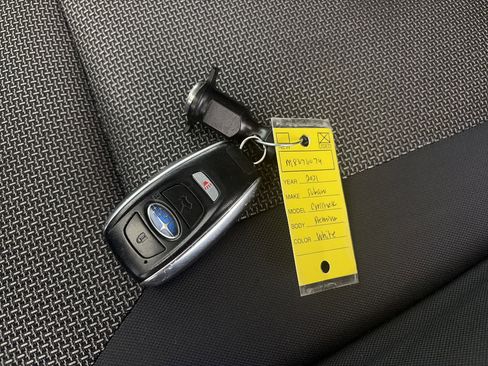 Used 2021 Subaru Crosstrek 2.0i Premium w/ Moonroof Package image 32