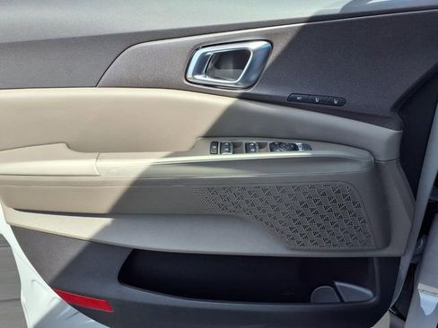 New 2026 Kia Carnival SX FWD image 13