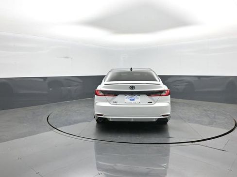 Used 2025 Toyota Camry XSE w/ Premium Plus Package image 6