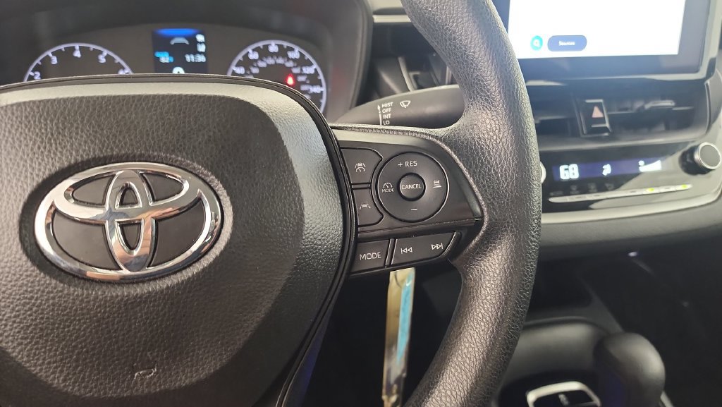 Used 2024 Toyota Corolla LE FWD image 16