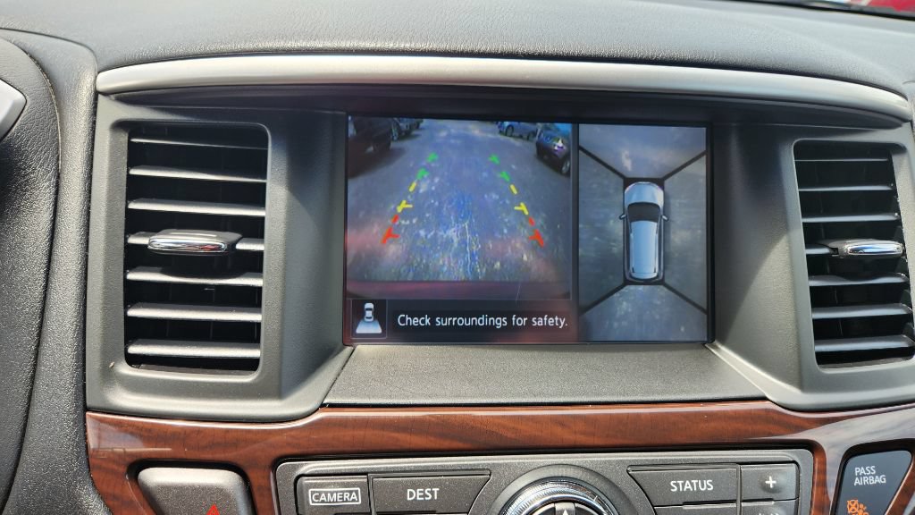 Used 2016 Nissan Pathfinder Platinum FWD image 24