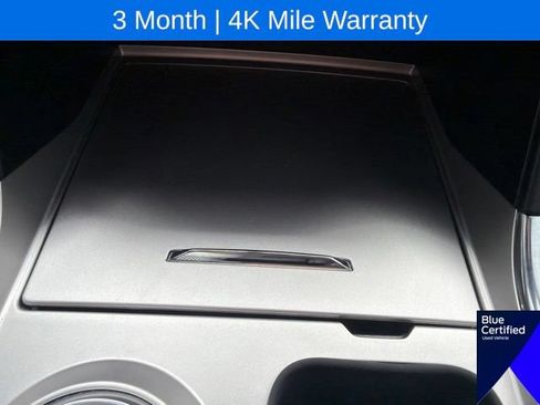 Used 2022 Ford Explorer Platinum w/ Equipment Group 601A AWD/4WD image 41