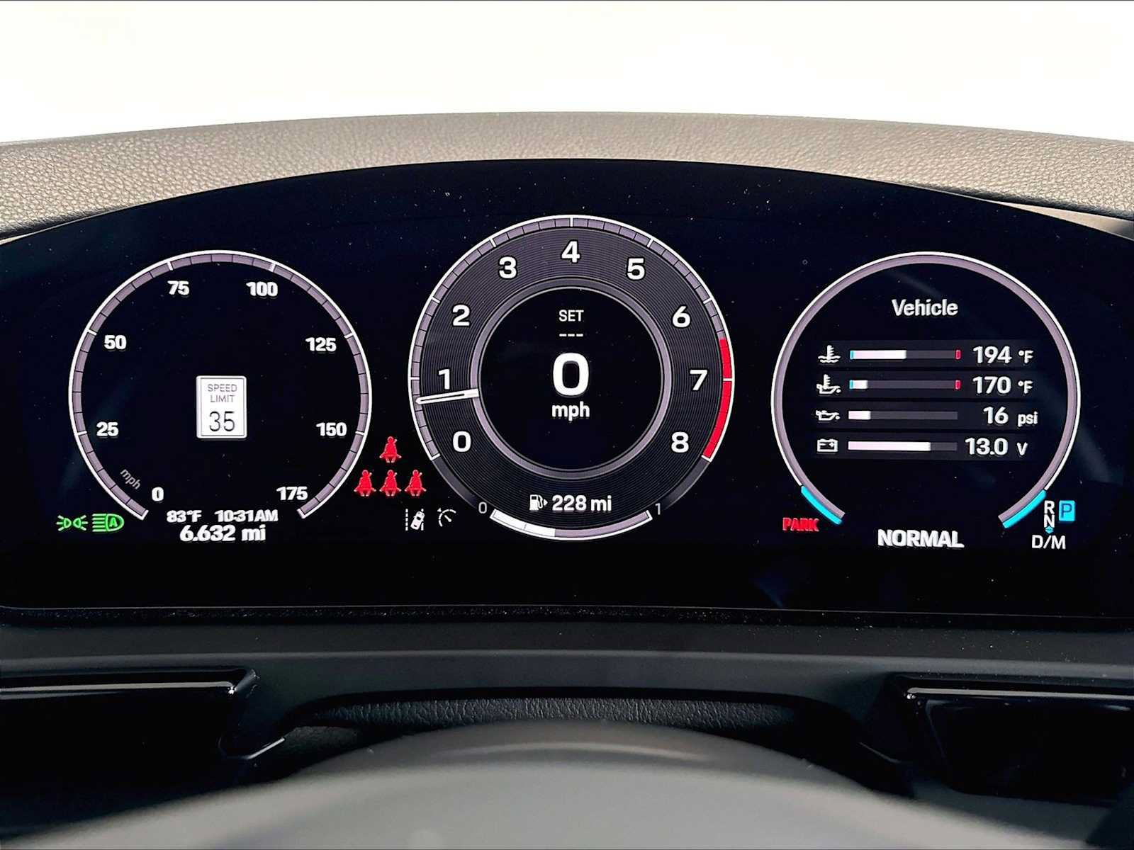Used 2026 Porsche Cayenne AWD/4WD image 21