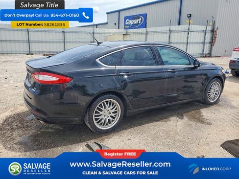 Used 2015 Ford Fusion SE w/ Equipment Group 202A FWD image 4