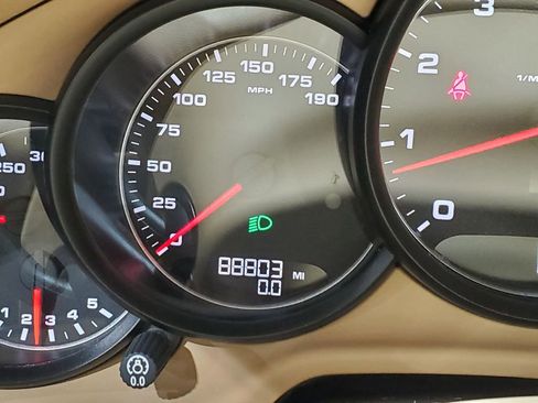 Used 2016 Porsche Panamera Edition image 39