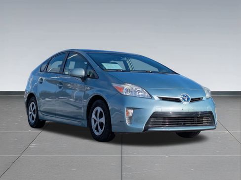 Used 2014 Toyota Prius Four image 8
