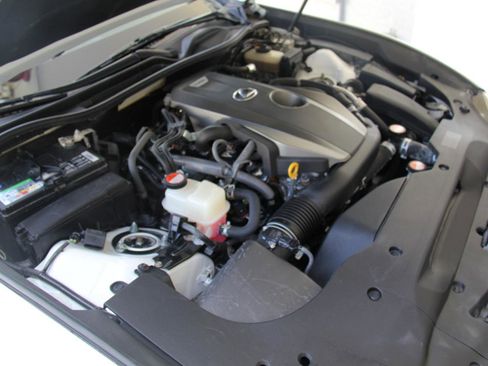 Used 2016 Lexus RC 200t image 29