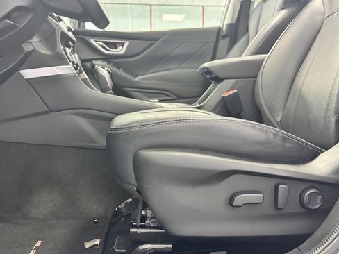Used 2021 Subaru Forester Limited AWD/4WD image 9