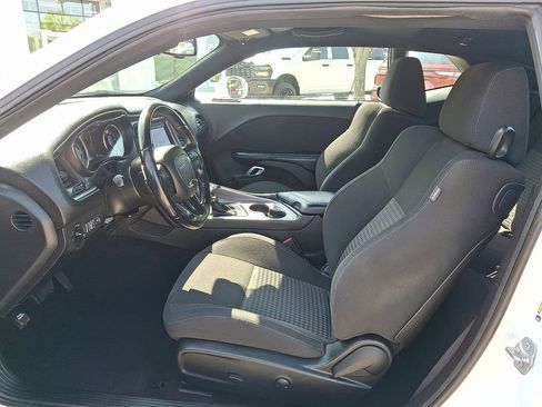 Used 2022 Dodge Challenger R/T RWD image 10