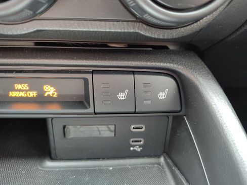 Used 2025 MAZDA MX-5 Miata Club image 24