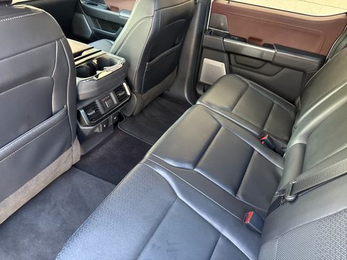 Certified 2022 Ford F150 Lariat w/ Equipment Group 502A High RWD image 4
