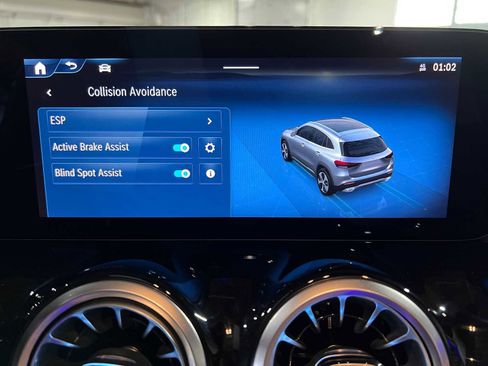 Used 2025 Mercedes-Benz GLA 250 4MATIC image 30