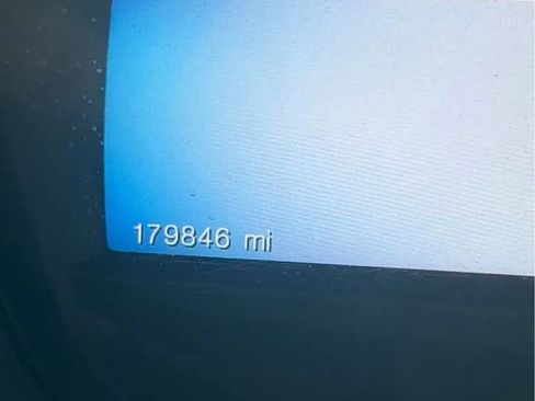 Used 2015 Ford Explorer XLT w/ Equipment Group 202B FWD image 11