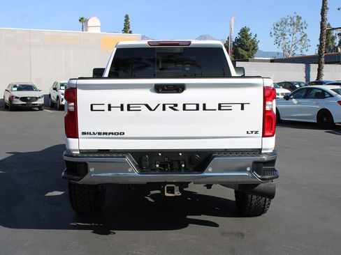 Used 2020 Chevrolet Silverado 2500 LTZ w/ LTZ Plus Package image 51