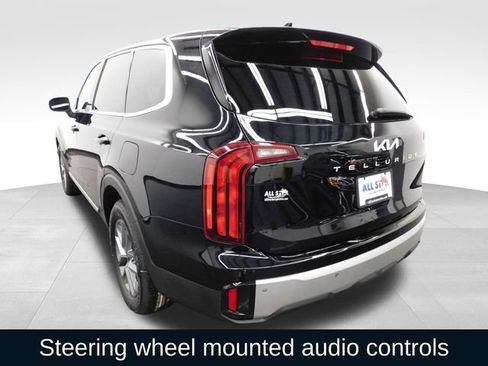 Used 2024 Kia Telluride LX image 7