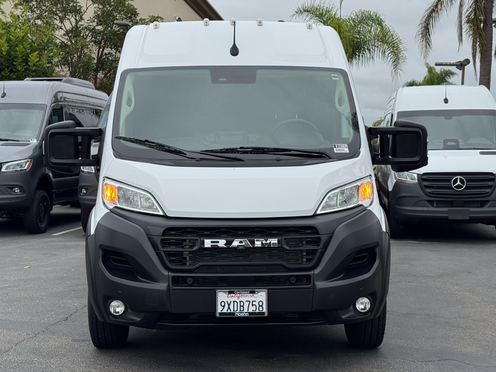 Used 2023 RAM ProMaster 2500 w/ Driver Convenience Group FWD image 3