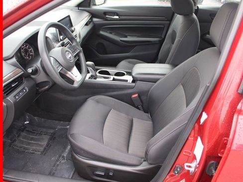 Certified 2024 Nissan Altima 2.5 SV image 15