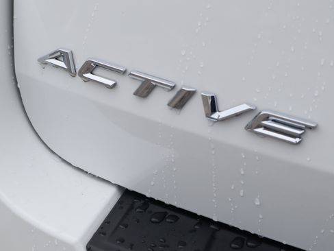 New 2025 Ford Explorer Active image 7