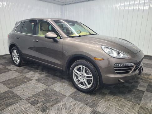 Used 2013 Porsche Cayenne Diesel AWD/4WD image 13