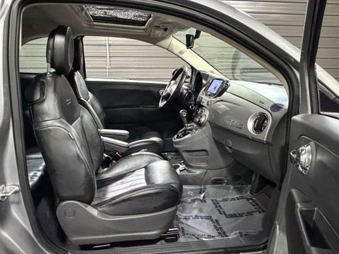 Used 2017 FIAT 500 Lounge image 16