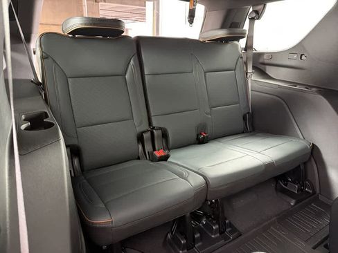 New 2026 GMC Yukon AT4 w/ AT4 Premium Plus Package AWD/4WD image 16