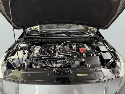 Used 2022 Nissan Altima 2.5 SR w/ Midnight Edition Package FWD image 40