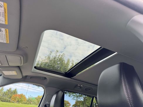 Certified 2022 Ford Explorer XLT w/ Equipment Group 202A image 16