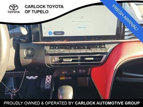 Used 2025 Toyota Camry XSE image 8