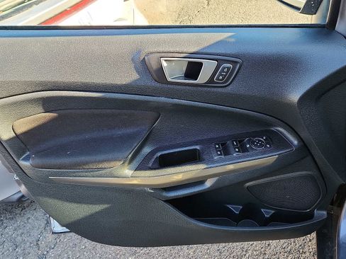 Used 2022 Ford EcoSport SE w/ SE Convenience Package image 12