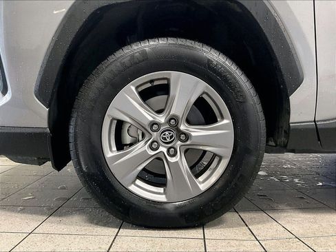 Certified 2025 Toyota RAV4 XLE AWD/4WD image 7