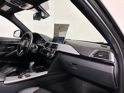 Used 2017 BMW 340i xDrive Sedan AWD/4WD image 22