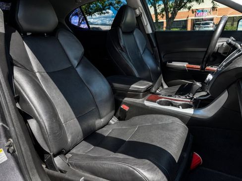 Used 2017 Acura TLX w/ Technology Package FWD image 12
