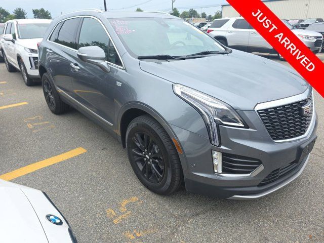 Used 2021 Cadillac XT5 Premium Luxury AWD/4WD image 4