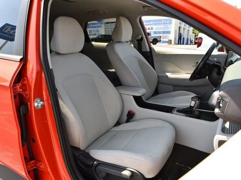 Used 2024 Hyundai Kona SEL FWD image 21