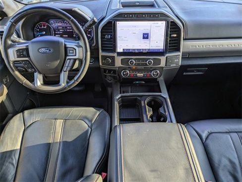 Certified 2022 Ford F350 Platinum w/ FX4 Off-Road Package image 15