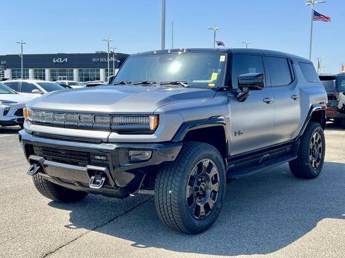 New 2026 GMC Hummer EV 3X w/ Carbon Fiber Edition Package AWD/4WD image 5