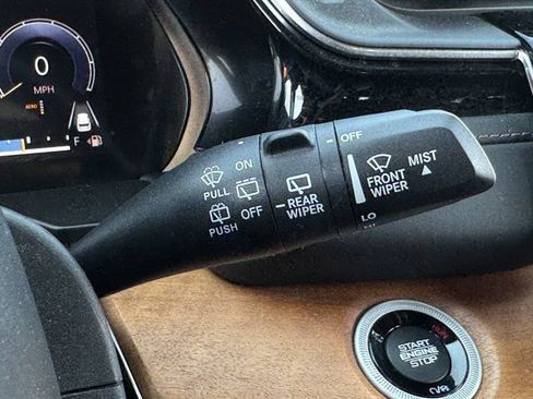 Used 2022 Jeep Grand Cherokee L Summit AWD/4WD image 23