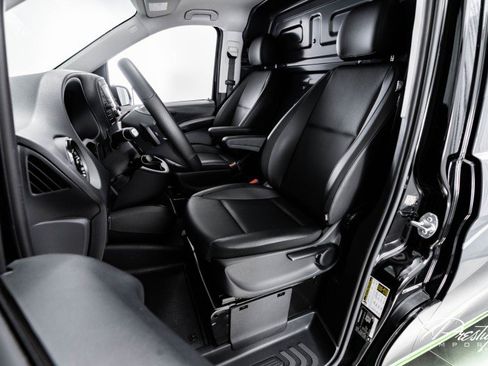 Used 2022 Mercedes-Benz Metris image 24