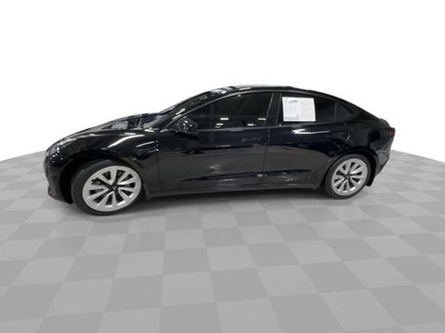 Used 2022 Tesla Model 3 RWD image 4