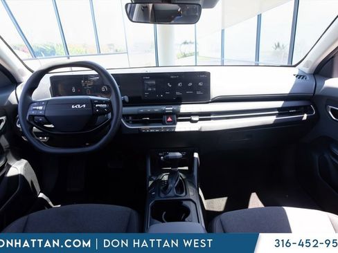 Used 2025 Kia K4 FWD image 4