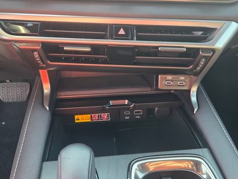 Used 2025 Lexus RX 350h w/ Accessory Package AWD/4WD image 21
