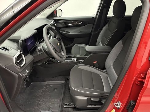 New 2026 Chevrolet TrailBlazer LT image 16