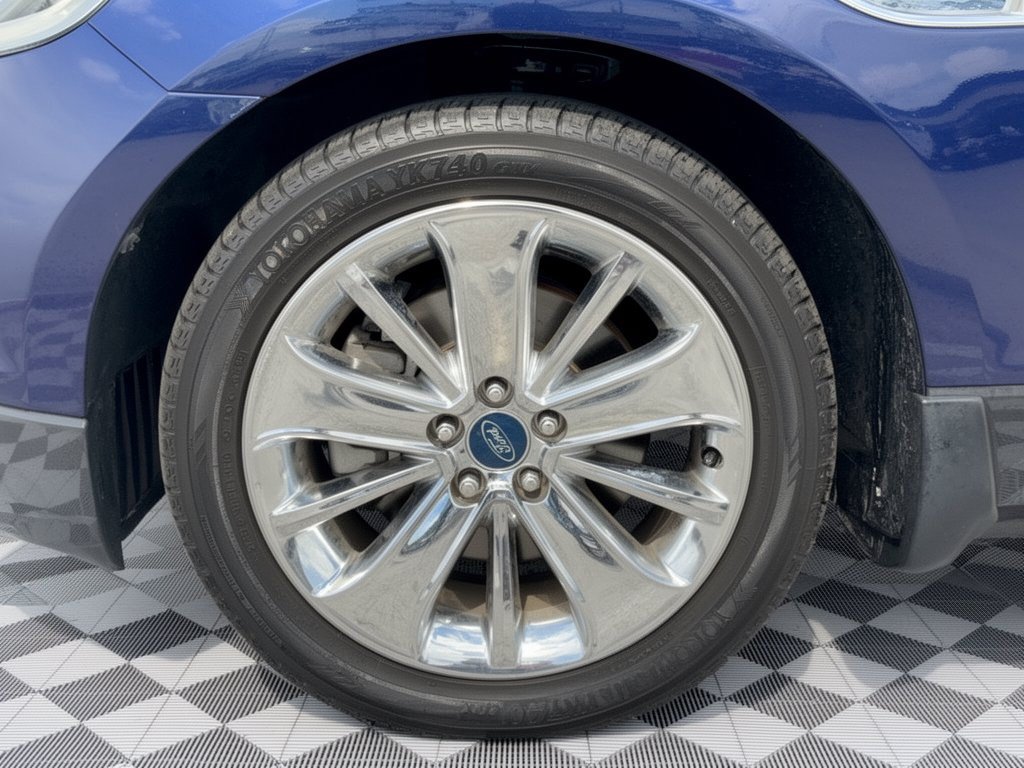 Used 2011 Ford Taurus Limited w/ 303A Rapid Spec Order Code FWD image 13