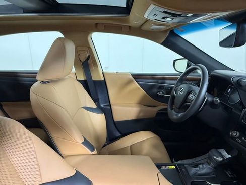 Used 2025 Lexus ES 350 w/ Premium Package FWD image 34