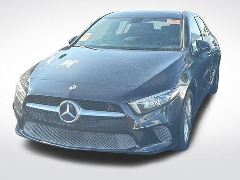 Used 2021 Mercedes-Benz A 220 4MATIC w/ Premium Package image 6