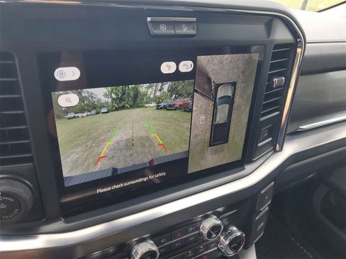 New 2025 Ford F250 Lariat w/ Lariat Ultimate Package image 17