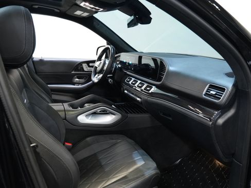 Used 2023 Mercedes-Benz GLS 63 AMG 4MATIC image 33