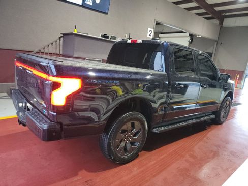 Used 2023 Ford F150 Lightning Lariat image 3